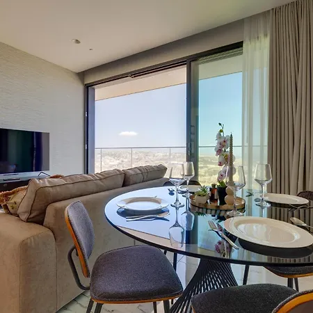 Apartman Luxury High-rise Mercury Tower *